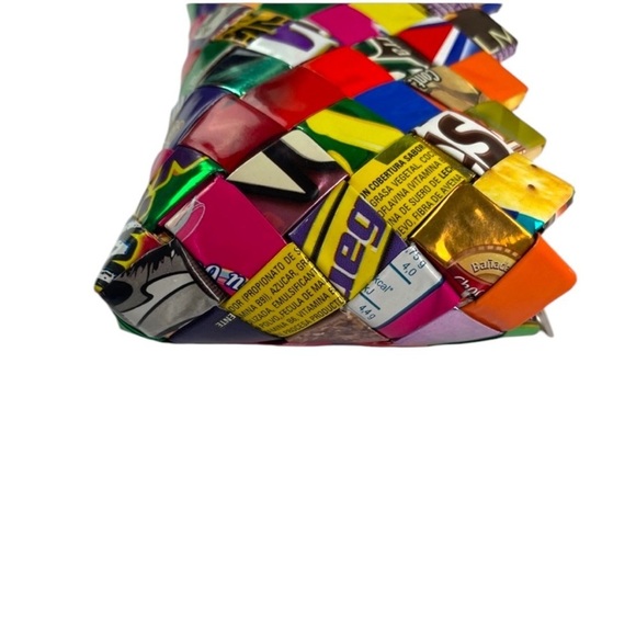 Handcrafted Recycled Juice Boxes Small Coin Purse Colorful Fun Zip Zipper Bag - Picture 4 of 16